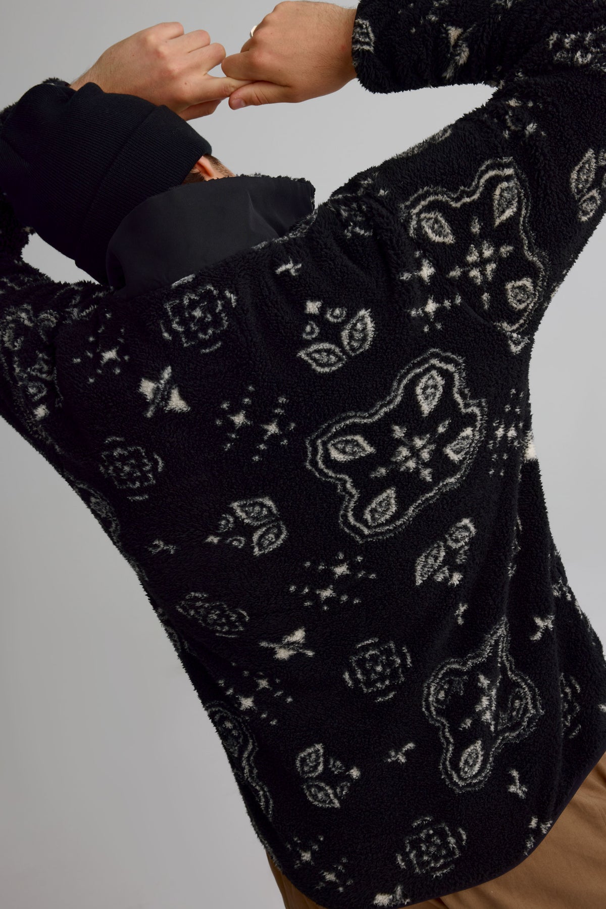 High-collar plush pullover for men