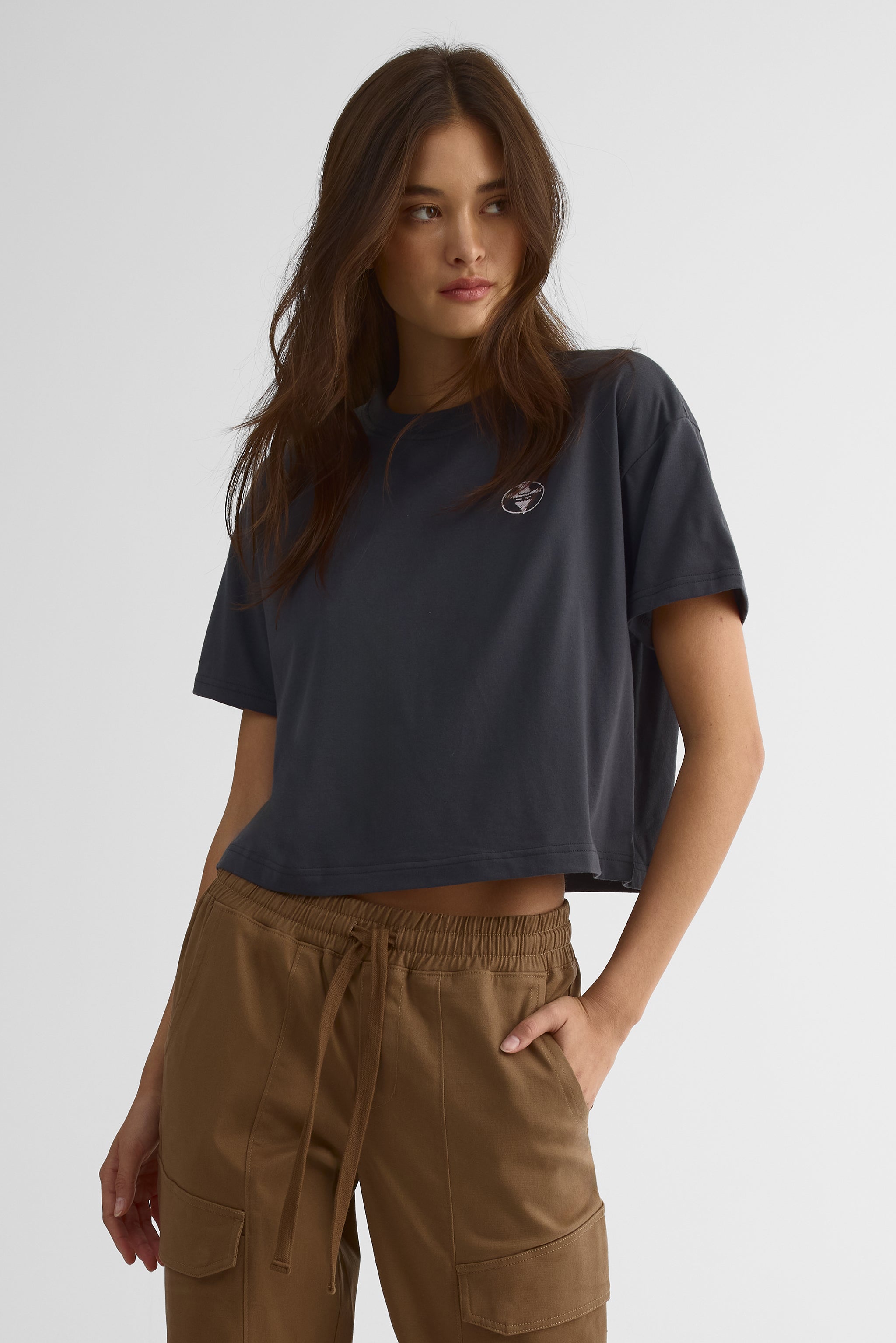 Cropped t-shirt for women – The Signature III