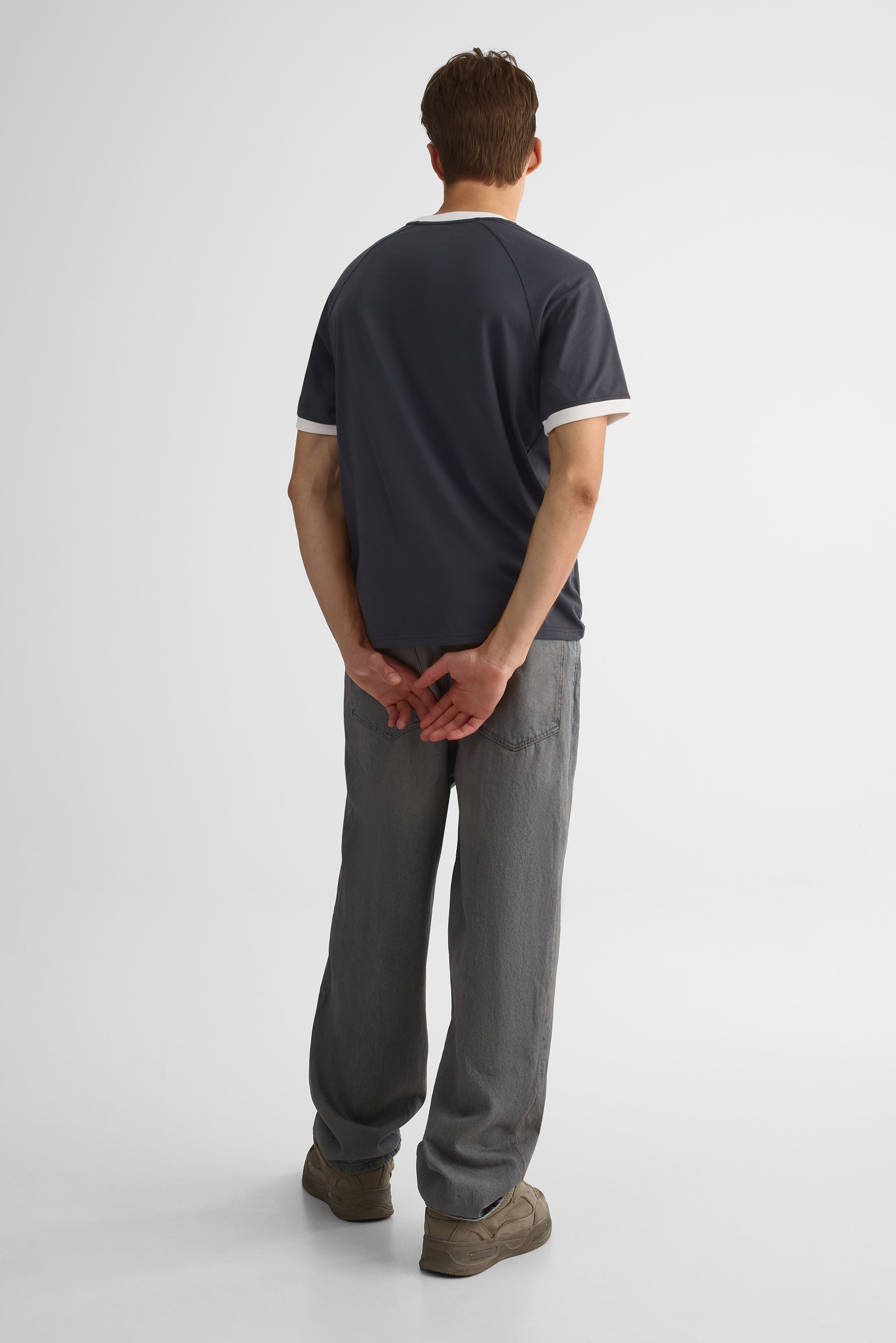 T-shirt raglan pour homme – Le Lanceur