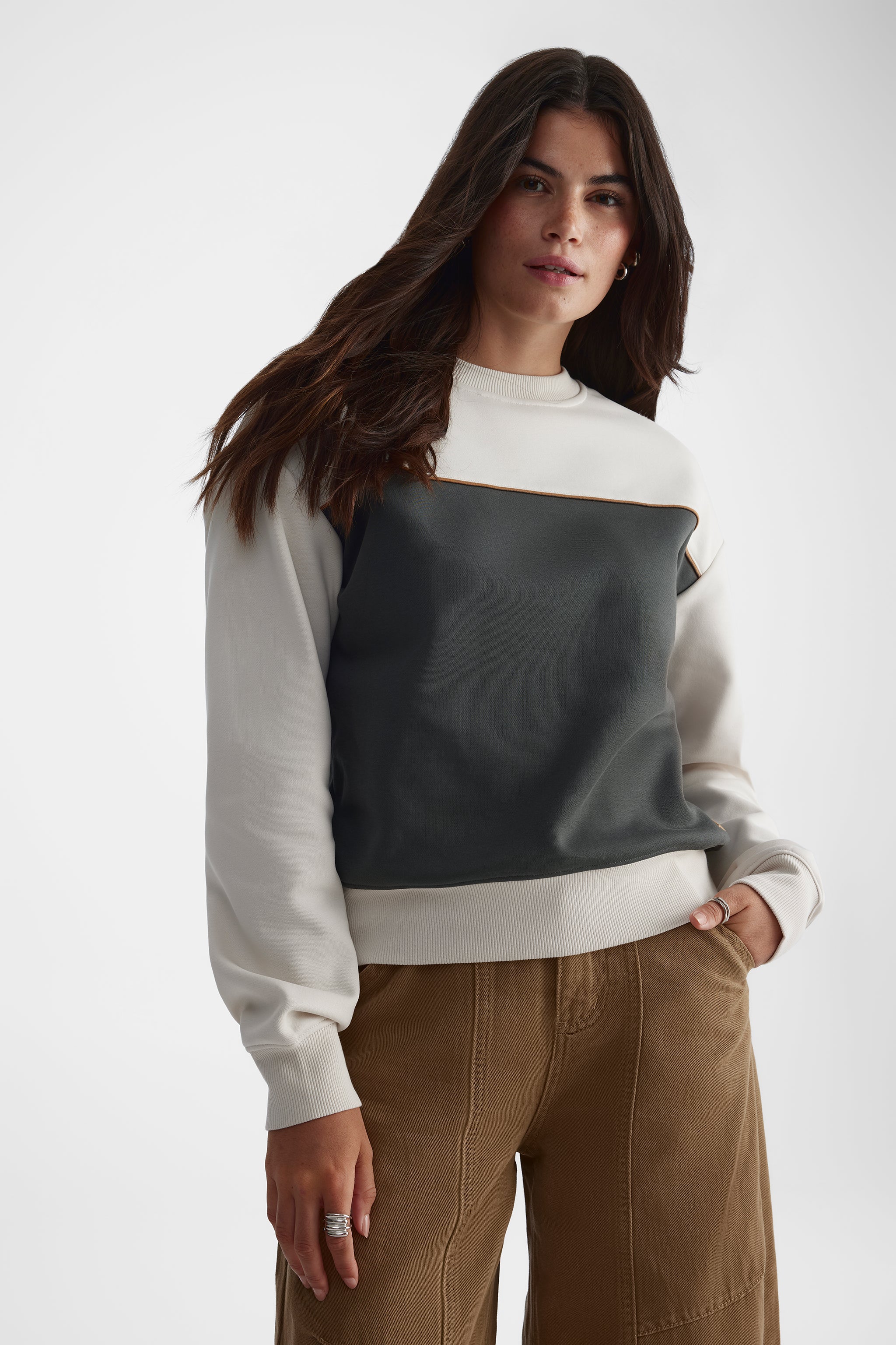 Fleece crewneck sweatshirt for women