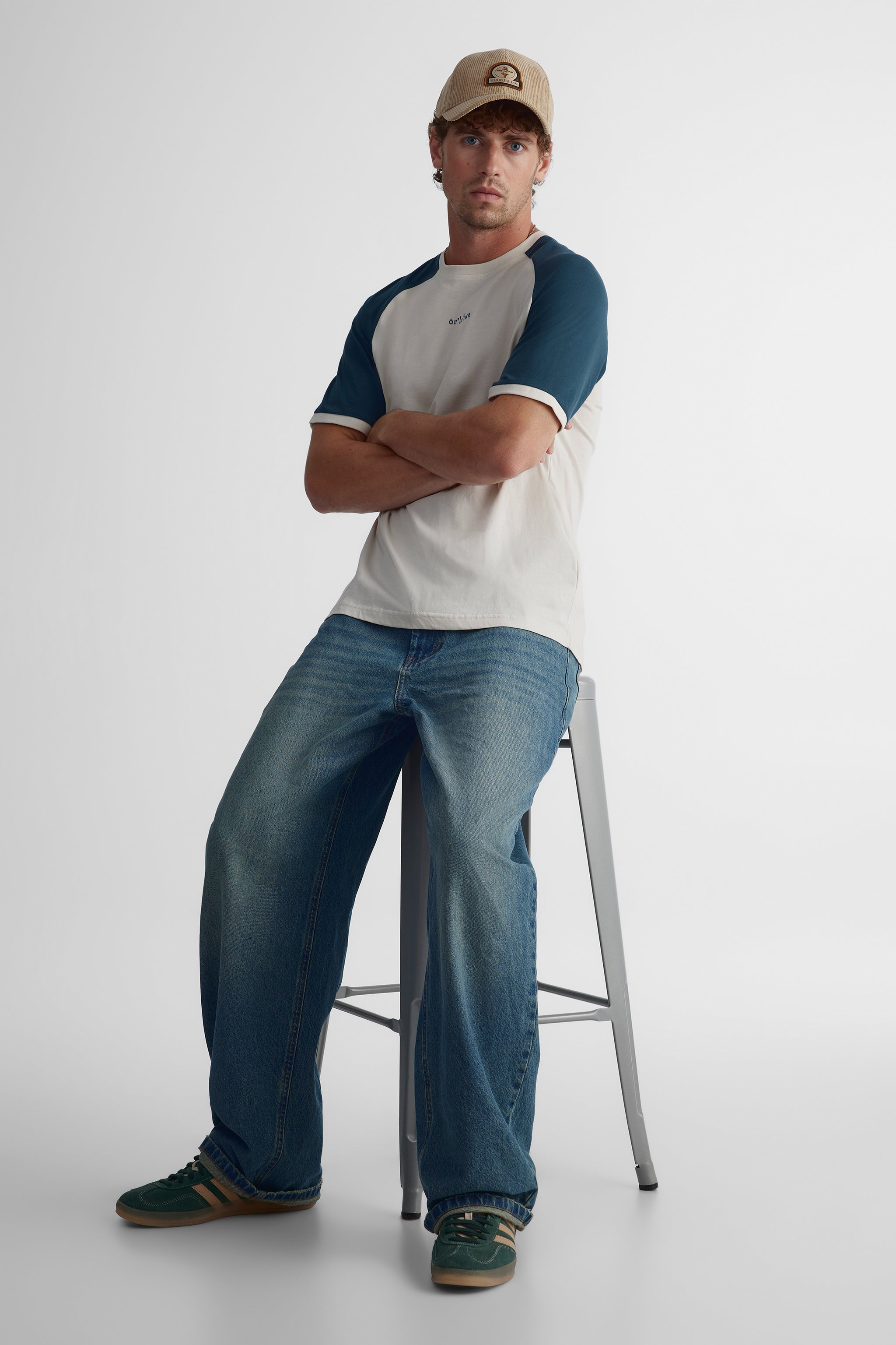Raglan t-shirt for men