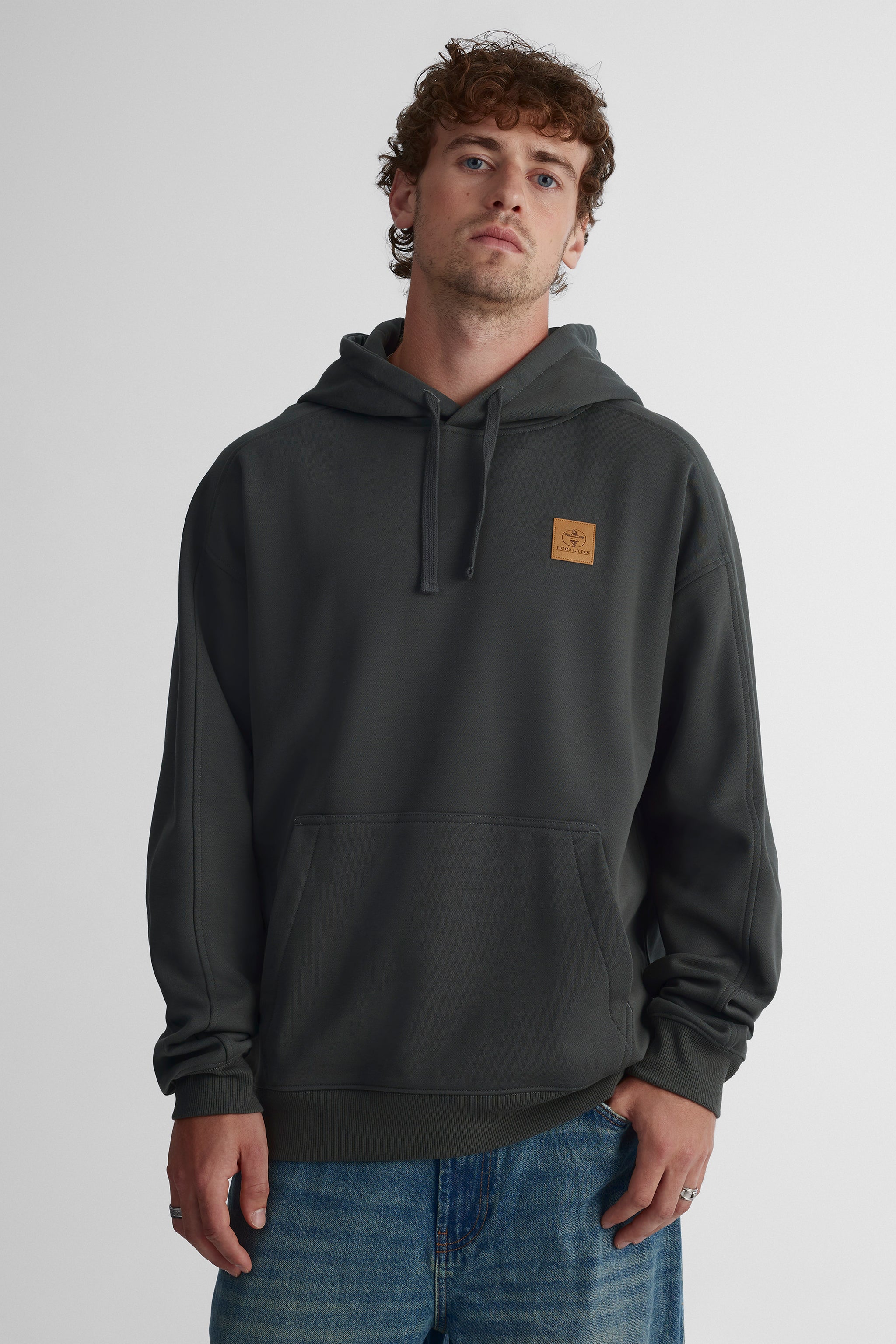 Chandail coton ouaté à capuchon pour homme